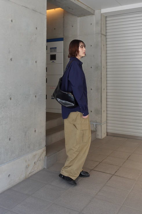 エンブロイダリーBIGシャツ